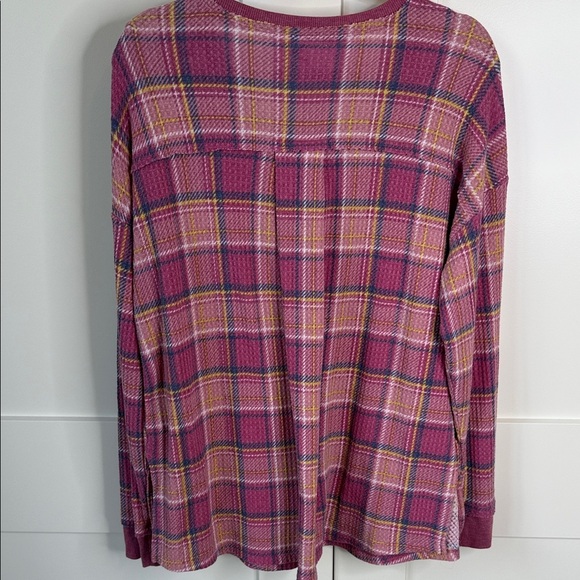 Cato Plaid V-Neck Long Sleeve Top - Picture 4 of 7